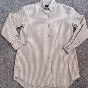 Liz Claiborne 100% linen striped button-up top in size small.